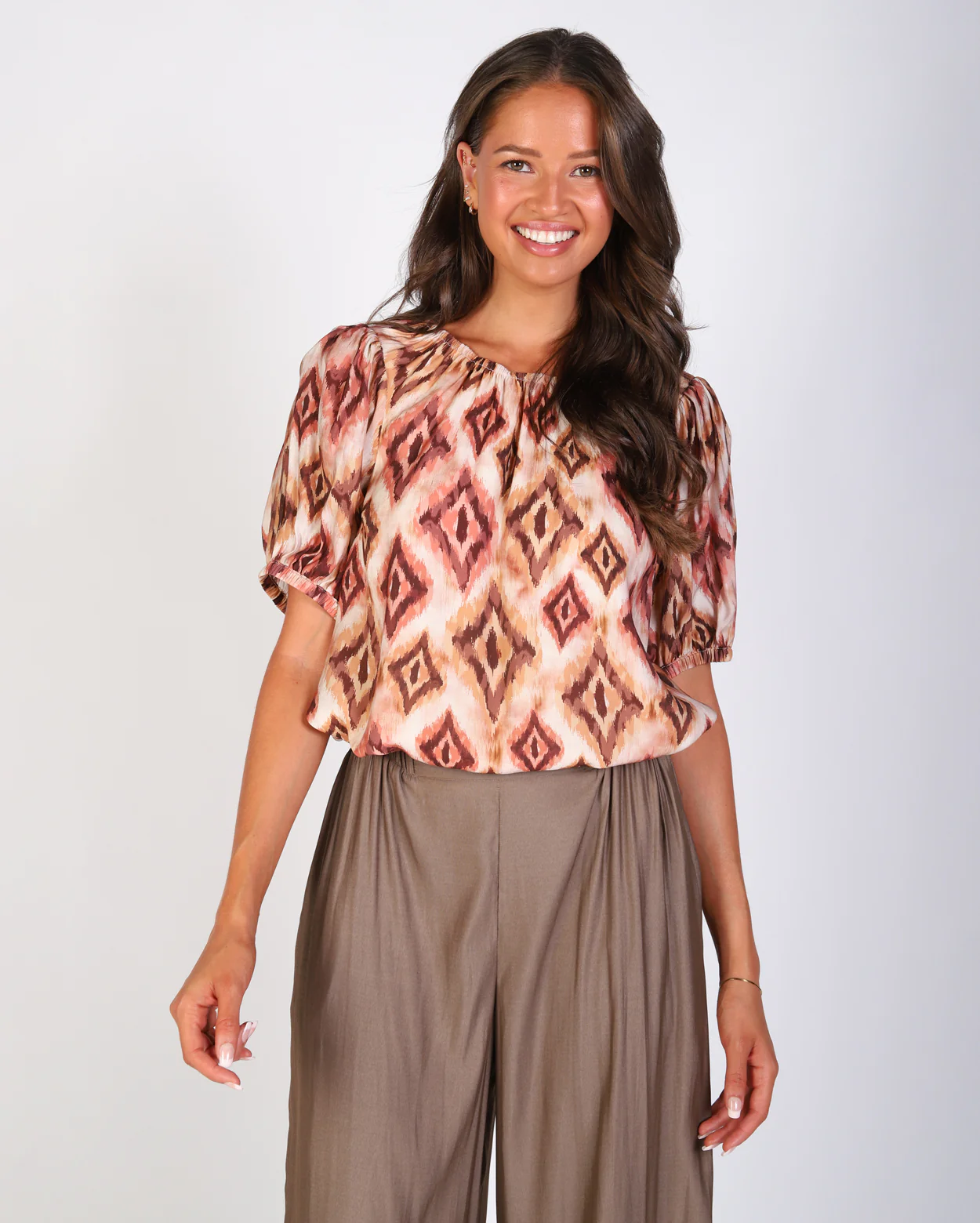 Anronia Top - Tan