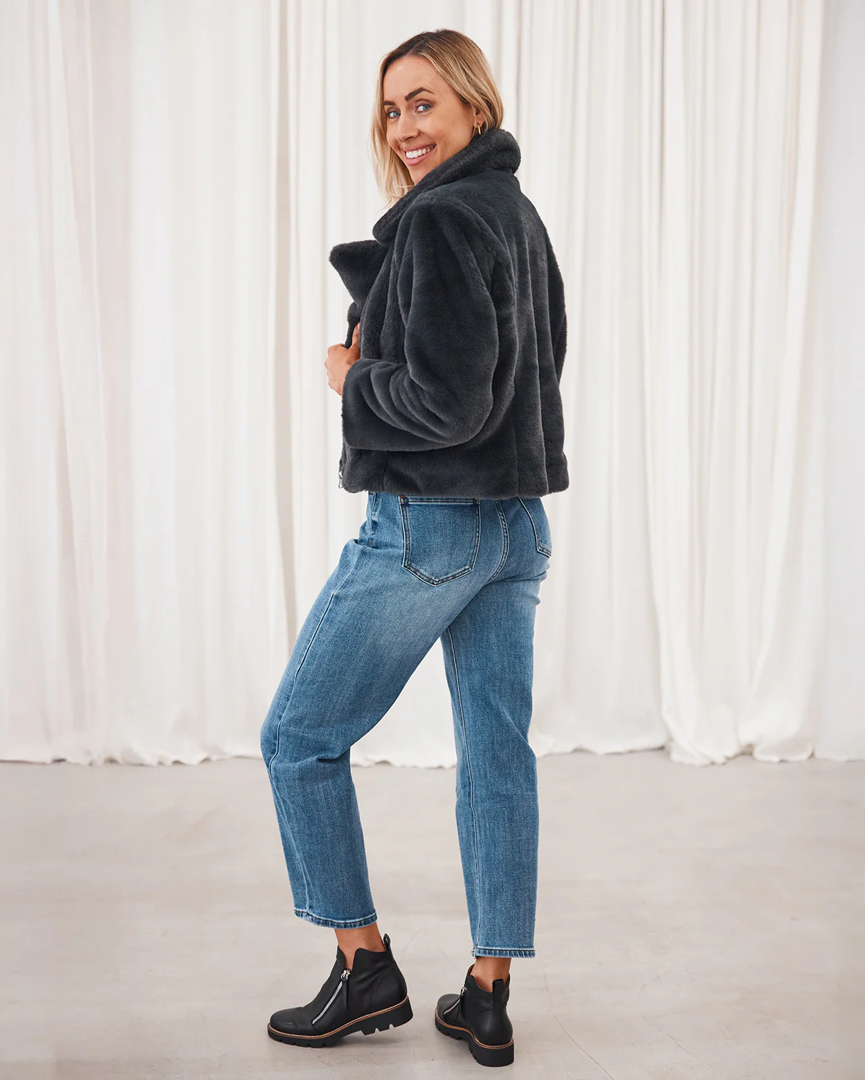 Blair Fur Jacket - Charcoal - Image 3