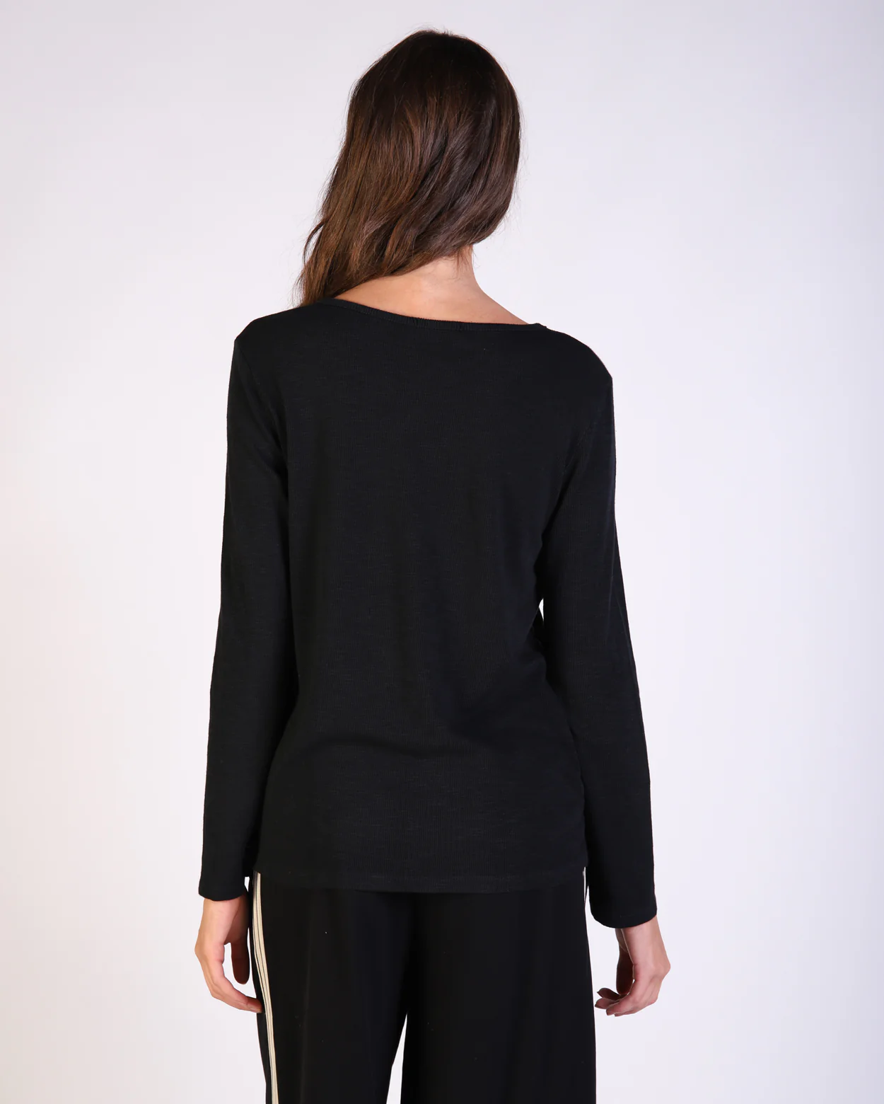 Colby Long Sleeve Tee - Black - Image 4