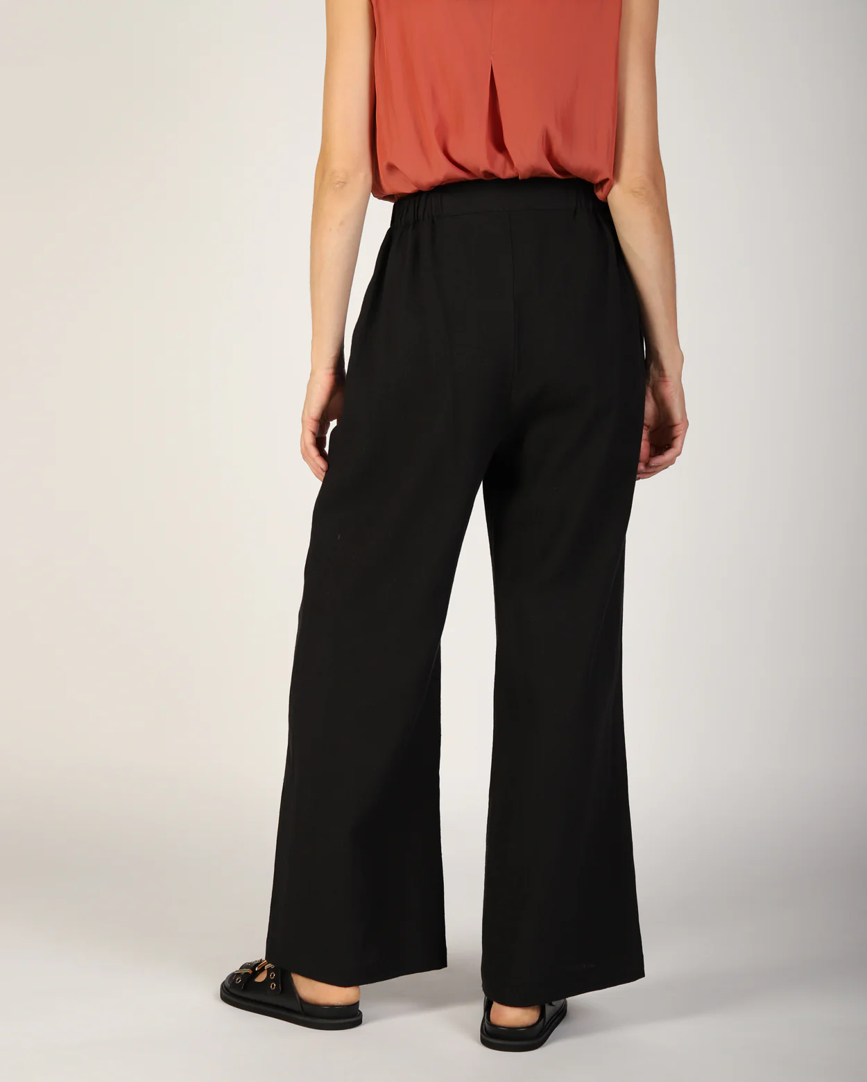Laura Pant - Black - Image 5